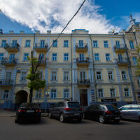 БЦ Івана Франка, 36